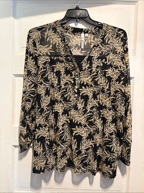Collection B Black and Beige Leaf-Print V-Neck Blouse